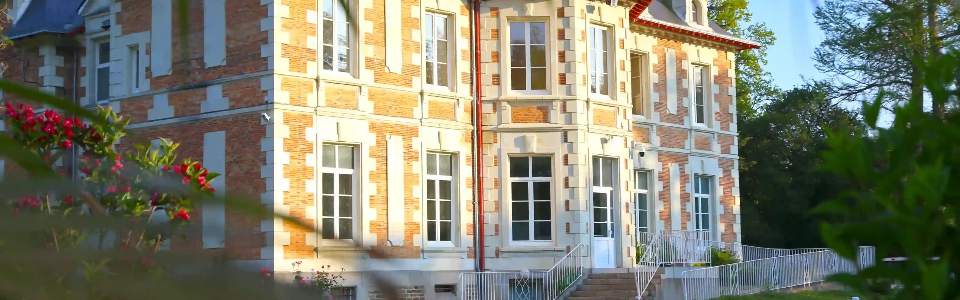 Hébergement de groupe à Nantes au Château de la Plinguetière.